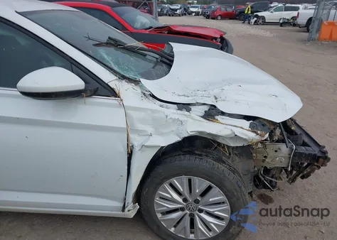 2020 Volkswagen Jetta 1.4T R-Line/1.4T S/1.4T Se z USA, uszkodzony, nr VIN 3VWCB7BU7LM017621